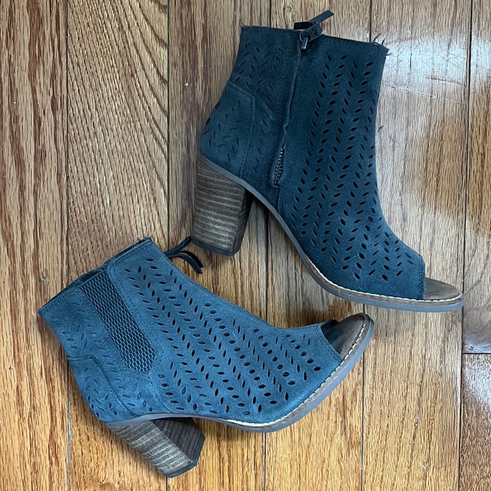 Toms peep toe gray bootie